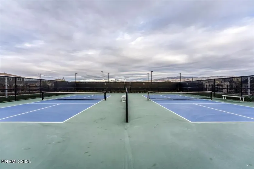 2285 Jagged Peak, Sparks, Nevada 89436, 2 Bedrooms Bedrooms, ,2 BathroomsBathrooms,Residential,Residential,Jagged Peak,250059164