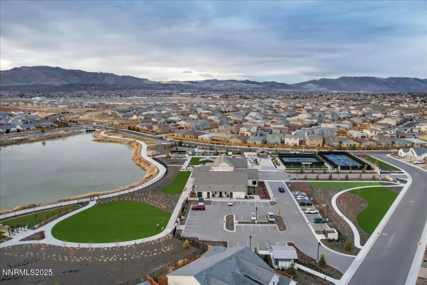 2285 Jagged Peak, Sparks, Nevada 89436, 2 Bedrooms Bedrooms, ,2 BathroomsBathrooms,Residential,Residential,Jagged Peak,250059164