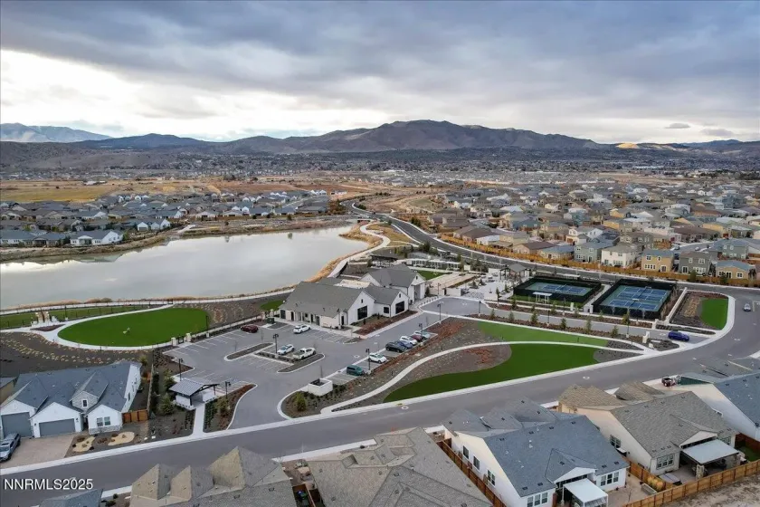 2285 Jagged Peak, Sparks, Nevada 89436, 2 Bedrooms Bedrooms, ,2 BathroomsBathrooms,Residential,Residential,Jagged Peak,250059164