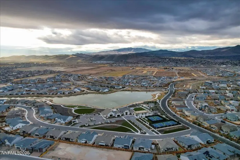 2285 Jagged Peak, Sparks, Nevada 89436, 2 Bedrooms Bedrooms, ,2 BathroomsBathrooms,Residential,Residential,Jagged Peak,250059164