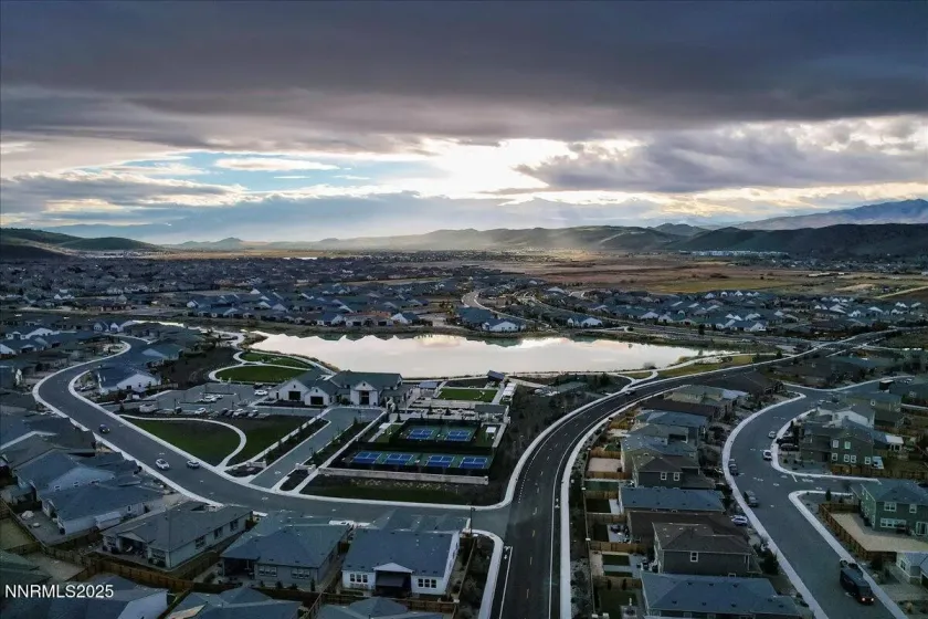 2285 Jagged Peak, Sparks, Nevada 89436, 2 Bedrooms Bedrooms, ,2 BathroomsBathrooms,Residential,Residential,Jagged Peak,250059164