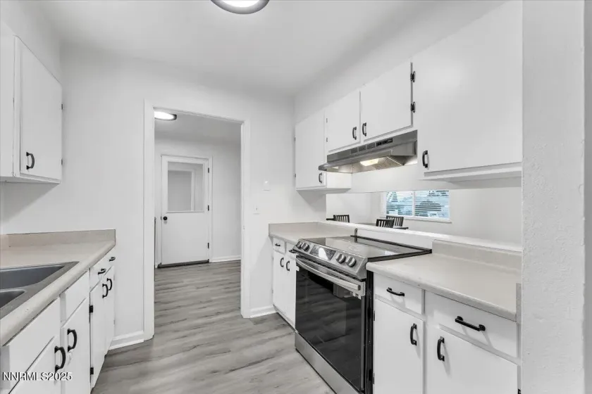 745 Akard, Reno, Nevada 89503, 3 Bedrooms Bedrooms, ,2 BathroomsBathrooms,Residential,Residential,Akard,250059165