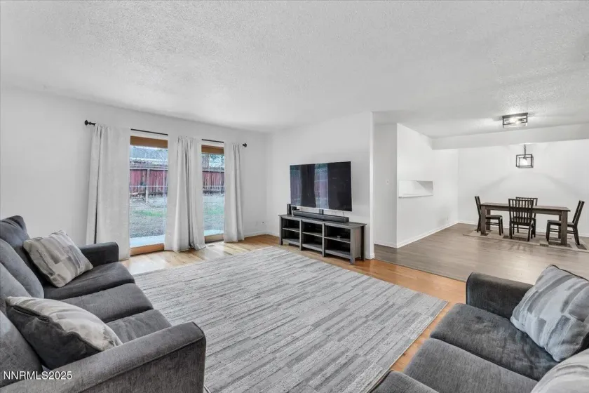 745 Akard, Reno, Nevada 89503, 3 Bedrooms Bedrooms, ,2 BathroomsBathrooms,Residential,Residential,Akard,250059165