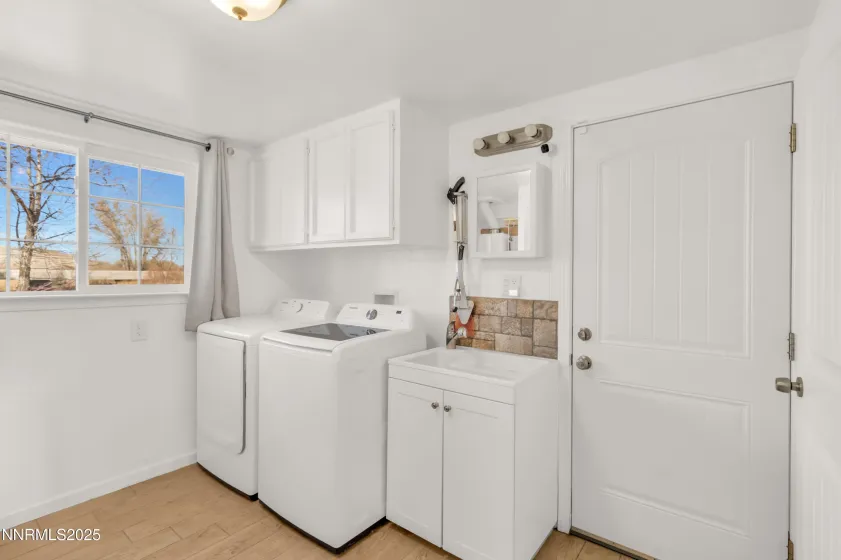 4 Glasner, Yerington, Nevada 89447, 3 Bedrooms Bedrooms, ,2 BathroomsBathrooms,Residential,Residential,Glasner,250059167