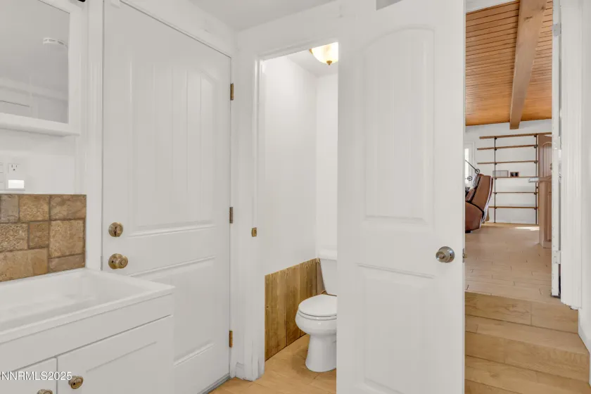 4 Glasner, Yerington, Nevada 89447, 3 Bedrooms Bedrooms, ,2 BathroomsBathrooms,Residential,Residential,Glasner,250059167