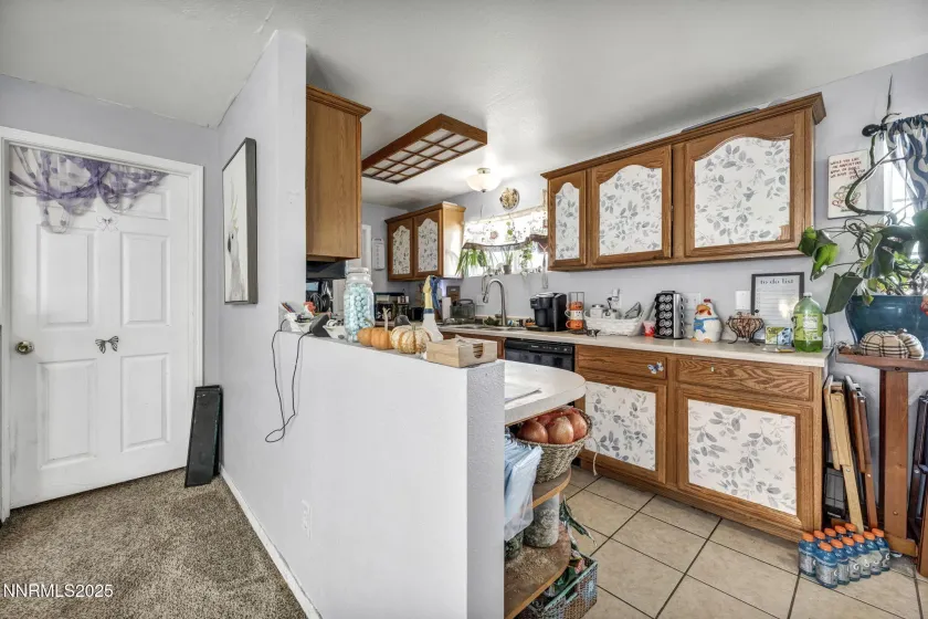 687 Douglas, Fallon, Nevada 89406, 3 Bedrooms Bedrooms, ,2 BathroomsBathrooms,Residential,Residential,Douglas,250059168