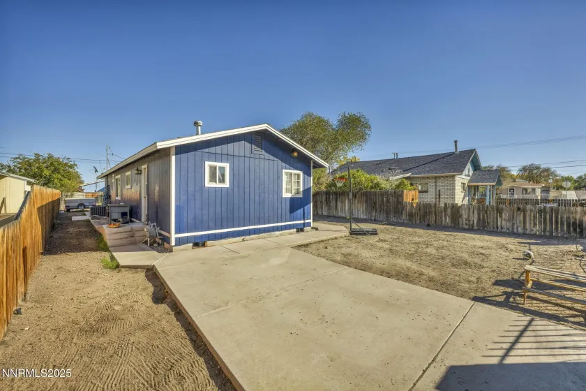 687 Douglas, Fallon, Nevada 89406, 3 Bedrooms Bedrooms, ,2 BathroomsBathrooms,Residential,Residential,Douglas,250059168