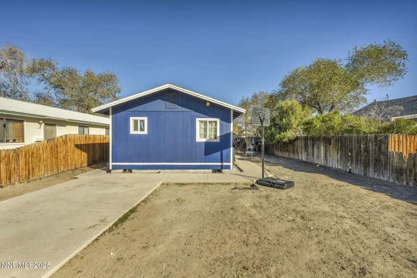 687 Douglas, Fallon, Nevada 89406, 3 Bedrooms Bedrooms, ,2 BathroomsBathrooms,Residential,Residential,Douglas,250059168