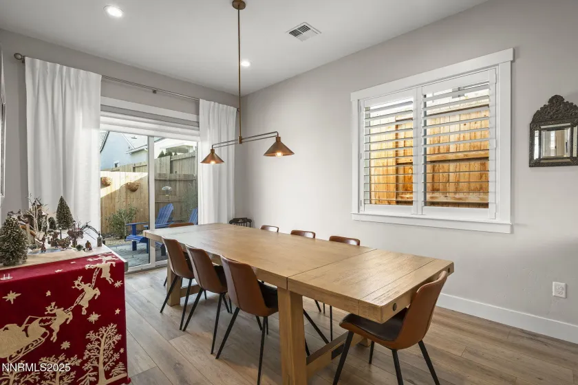 13500 Waterton, Reno, Nevada 89521, 2 Bedrooms Bedrooms, ,2 BathroomsBathrooms,Residential,Residential,Waterton,250059171