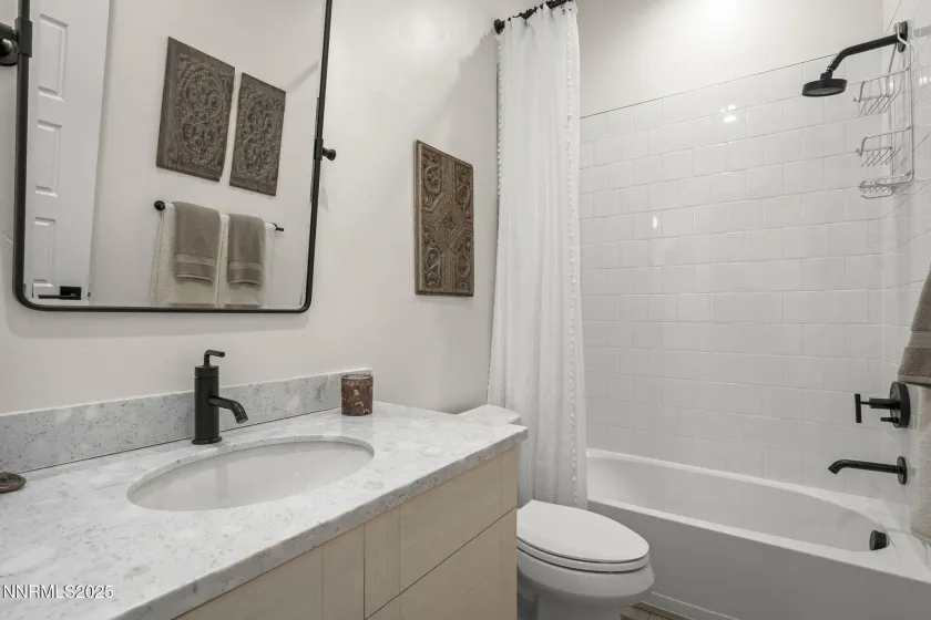 13500 Waterton, Reno, Nevada 89521, 2 Bedrooms Bedrooms, ,2 BathroomsBathrooms,Residential,Residential,Waterton,250059171