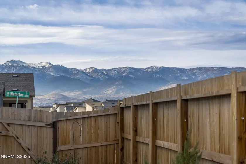 13500 Waterton, Reno, Nevada 89521, 2 Bedrooms Bedrooms, ,2 BathroomsBathrooms,Residential,Residential,Waterton,250059171