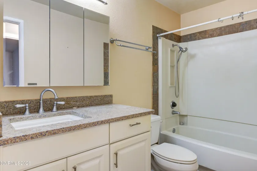 555 East Patriot, Reno, Nevada 89511, 2 Bedrooms Bedrooms, ,1 BathroomBathrooms,Residential,Residential,East Patriot,250059177