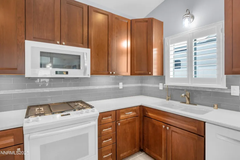 1370 White Bluffs, Fernley, Nevada 89408, 3 Bedrooms Bedrooms, ,2 BathroomsBathrooms,Residential,Residential,White Bluffs,250059179