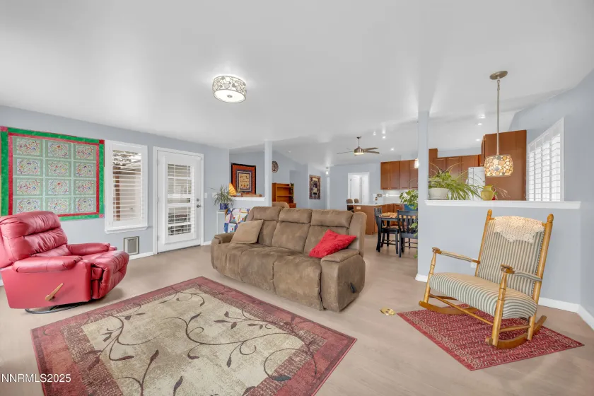 1370 White Bluffs, Fernley, Nevada 89408, 3 Bedrooms Bedrooms, ,2 BathroomsBathrooms,Residential,Residential,White Bluffs,250059179