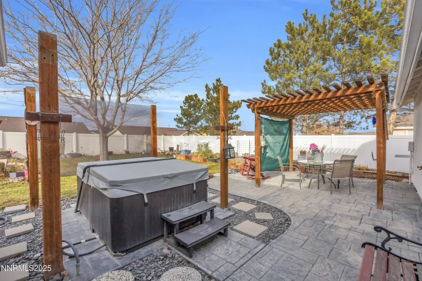 1370 White Bluffs, Fernley, Nevada 89408, 3 Bedrooms Bedrooms, ,2 BathroomsBathrooms,Residential,Residential,White Bluffs,250059179