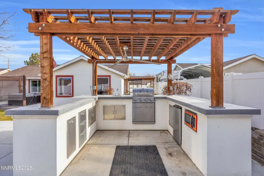 1370 White Bluffs, Fernley, Nevada 89408, 3 Bedrooms Bedrooms, ,2 BathroomsBathrooms,Residential,Residential,White Bluffs,250059179