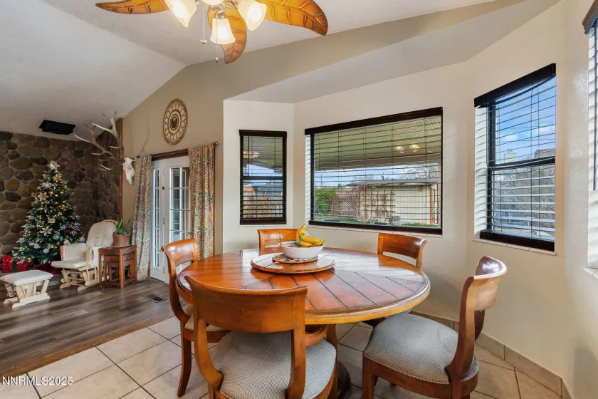 87 Gurr, Sparks, Nevada 89431, 3 Bedrooms Bedrooms, ,3 BathroomsBathrooms,Residential,Residential,Gurr,250059184