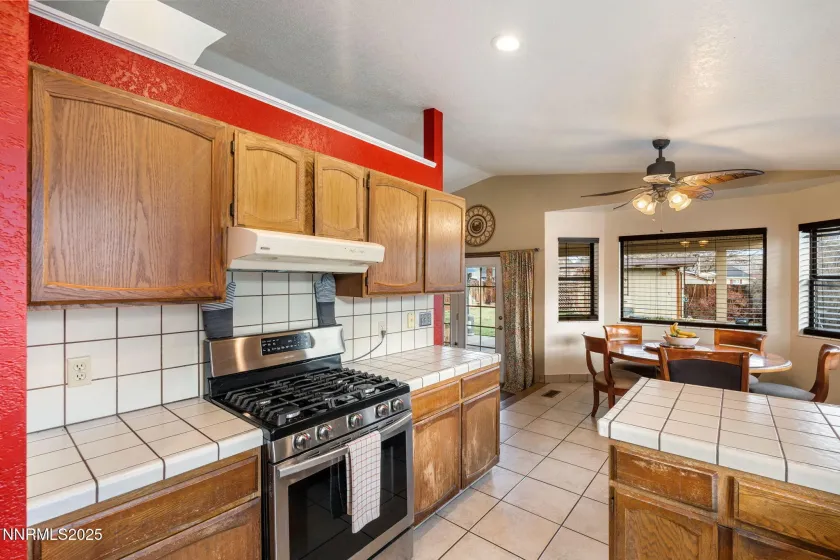 87 Gurr, Sparks, Nevada 89431, 3 Bedrooms Bedrooms, ,3 BathroomsBathrooms,Residential,Residential,Gurr,250059184