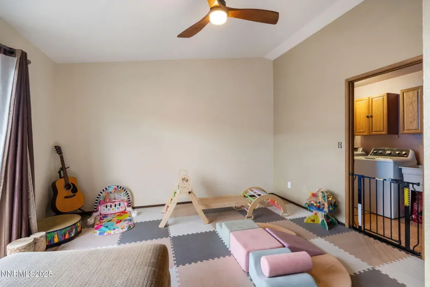 87 Gurr, Sparks, Nevada 89431, 3 Bedrooms Bedrooms, ,3 BathroomsBathrooms,Residential,Residential,Gurr,250059184