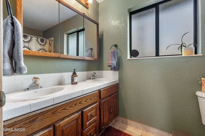 87 Gurr, Sparks, Nevada 89431, 3 Bedrooms Bedrooms, ,3 BathroomsBathrooms,Residential,Residential,Gurr,250059184