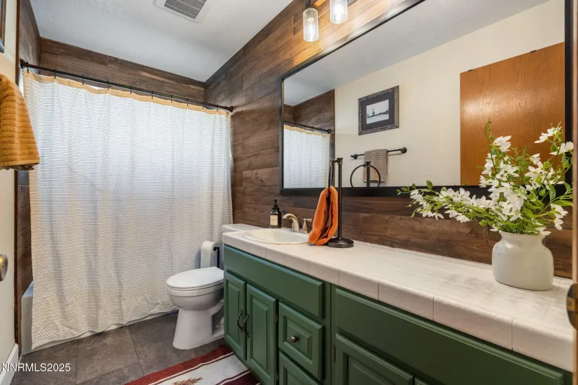 87 Gurr, Sparks, Nevada 89431, 3 Bedrooms Bedrooms, ,3 BathroomsBathrooms,Residential,Residential,Gurr,250059184