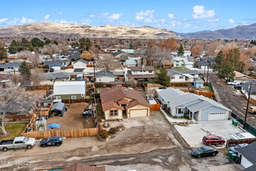 87 Gurr, Sparks, Nevada 89431, 3 Bedrooms Bedrooms, ,3 BathroomsBathrooms,Residential,Residential,Gurr,250059184