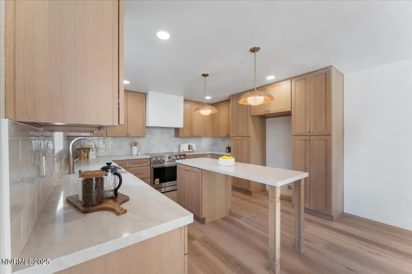 20217 Virginia, Reno, Nevada 89521, 5 Bedrooms Bedrooms, ,4 BathroomsBathrooms,Residential,Residential,Virginia,250059185