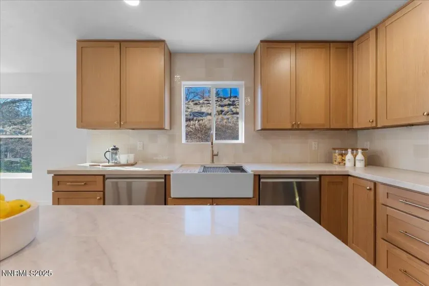 20217 Virginia, Reno, Nevada 89521, 5 Bedrooms Bedrooms, ,4 BathroomsBathrooms,Residential,Residential,Virginia,250059185