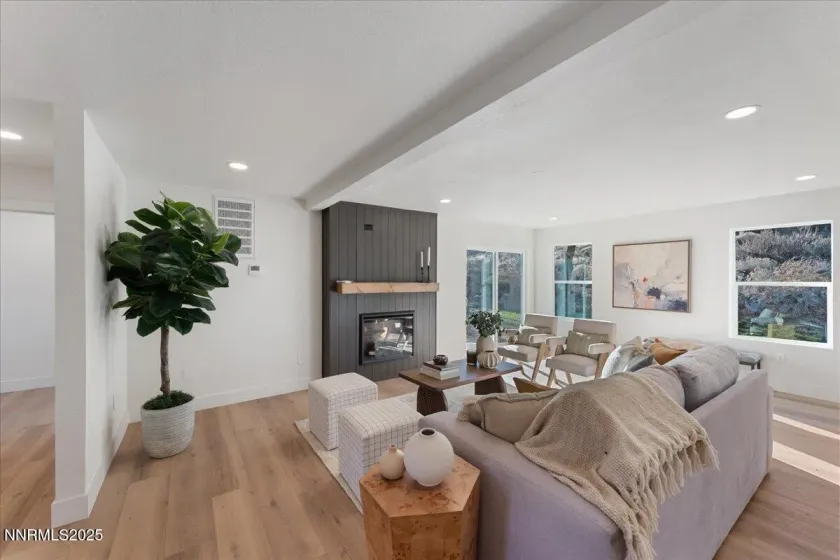 20217 Virginia, Reno, Nevada 89521, 5 Bedrooms Bedrooms, ,4 BathroomsBathrooms,Residential,Residential,Virginia,250059185