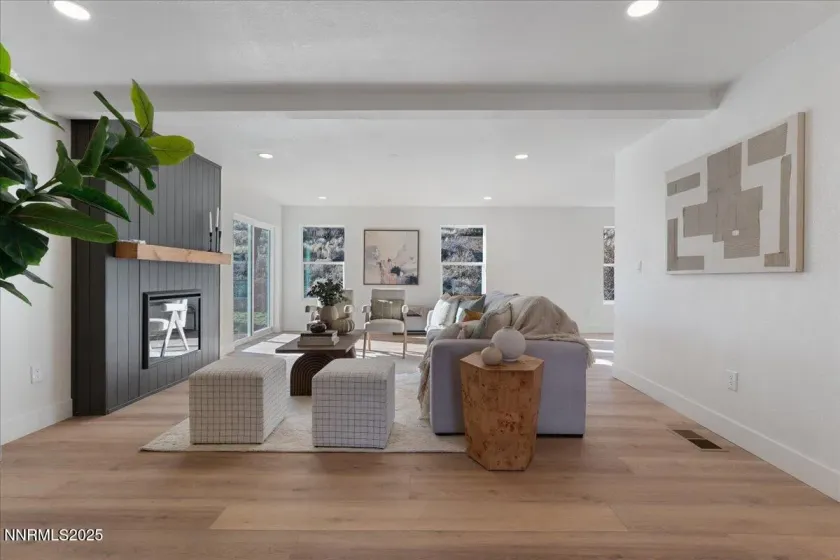 20217 Virginia, Reno, Nevada 89521, 5 Bedrooms Bedrooms, ,4 BathroomsBathrooms,Residential,Residential,Virginia,250059185