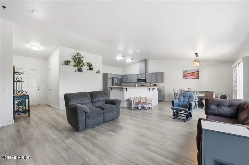 681 Keppel, Fallon, Nevada 89406, 3 Bedrooms Bedrooms, ,2 BathroomsBathrooms,Residential,Residential,Keppel,250059186