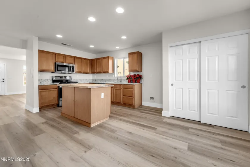 9020 Red Baron, Reno, Nevada 89506, 4 Bedrooms Bedrooms, ,3 BathroomsBathrooms,Residential,Residential,Red Baron,250059190