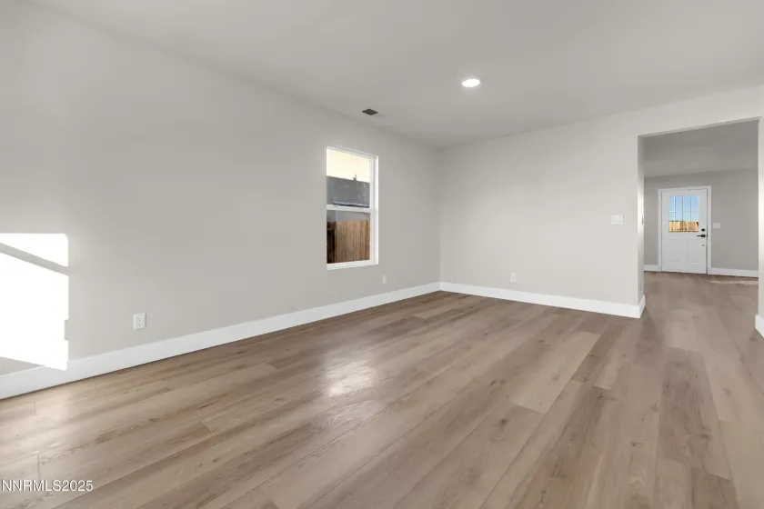 9020 Red Baron, Reno, Nevada 89506, 4 Bedrooms Bedrooms, ,3 BathroomsBathrooms,Residential,Residential,Red Baron,250059190