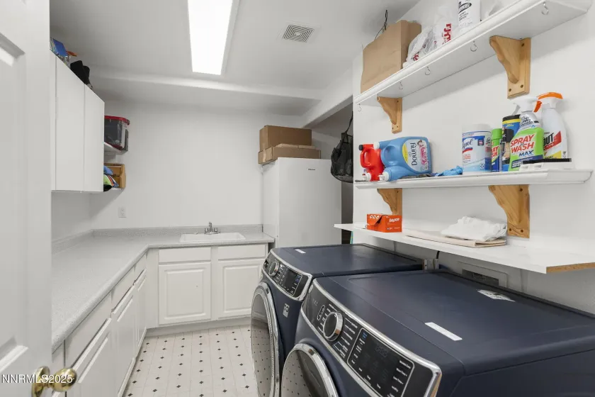 50 Sunridge, Reno, Nevada 89511, 3 Bedrooms Bedrooms, ,4 BathroomsBathrooms,Residential,Residential,Sunridge,250059192