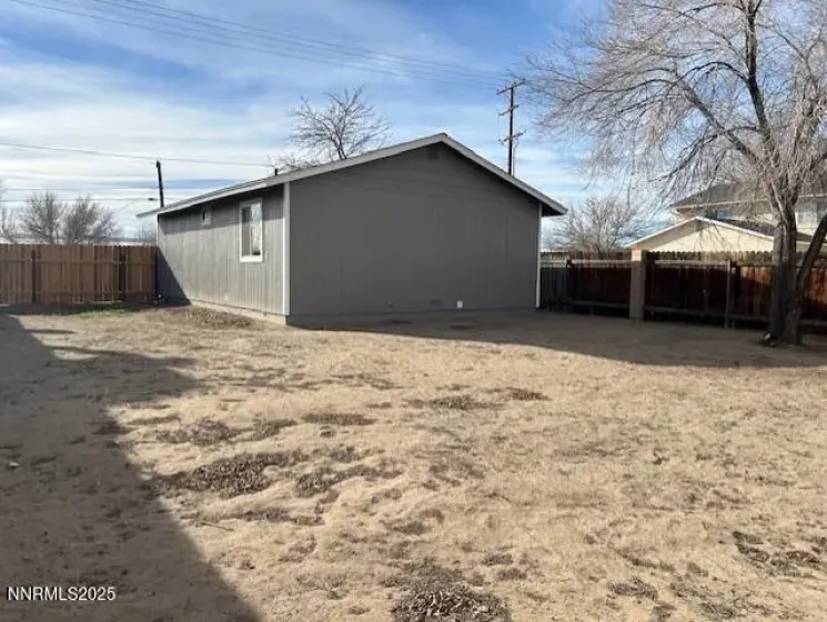 943 Front, Fallon, Nevada 89406, 2 Bedrooms Bedrooms, ,1 BathroomBathrooms,Residential,Residential,Front,250059194