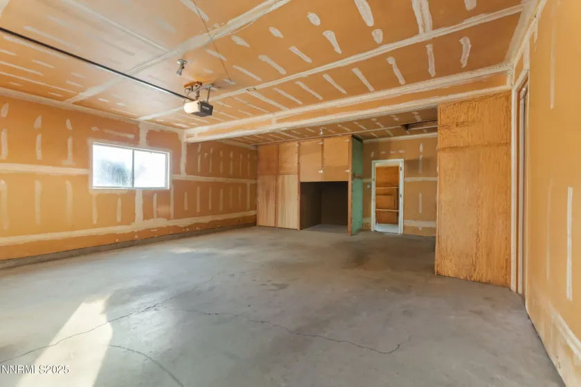 7365 Pinehurst, Reno, Nevada 89502, 3 Bedrooms Bedrooms, ,2 BathroomsBathrooms,Residential,Residential,Pinehurst,250059196