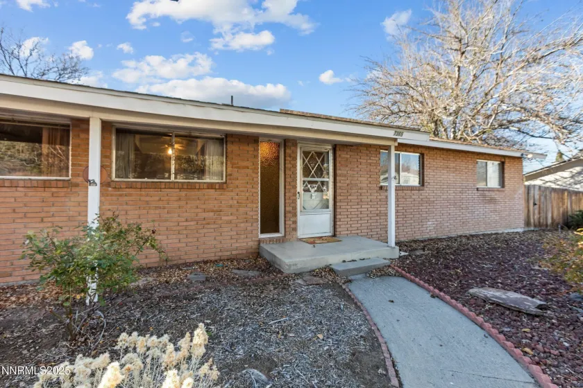 7365 Pinehurst, Reno, Nevada 89502, 3 Bedrooms Bedrooms, ,2 BathroomsBathrooms,Residential,Residential,Pinehurst,250059196