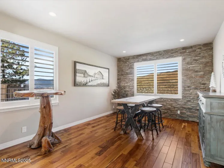 7284 Glenmore, Reno, Nevada 89523, 4 Bedrooms Bedrooms, ,3 BathroomsBathrooms,Residential,Residential,Glenmore,250059198