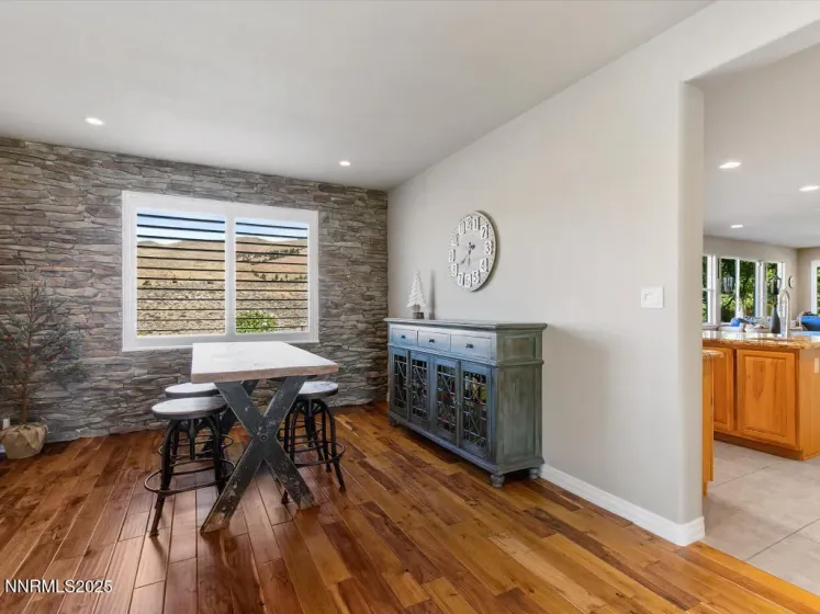 7284 Glenmore, Reno, Nevada 89523, 4 Bedrooms Bedrooms, ,3 BathroomsBathrooms,Residential,Residential,Glenmore,250059198