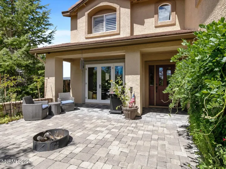 7284 Glenmore, Reno, Nevada 89523, 4 Bedrooms Bedrooms, ,3 BathroomsBathrooms,Residential,Residential,Glenmore,250059198