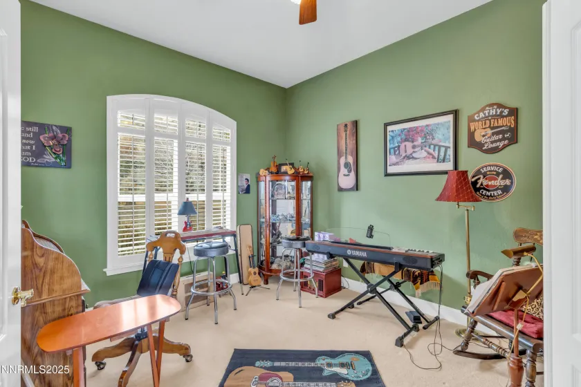 1957 Eureka, Gardnerville, Nevada 89410, 3 Bedrooms Bedrooms, ,2 BathroomsBathrooms,Residential,Residential,Eureka,250059200