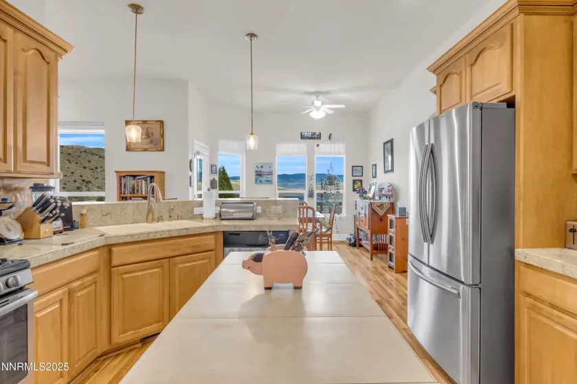 1957 Eureka, Gardnerville, Nevada 89410, 3 Bedrooms Bedrooms, ,2 BathroomsBathrooms,Residential,Residential,Eureka,250059200