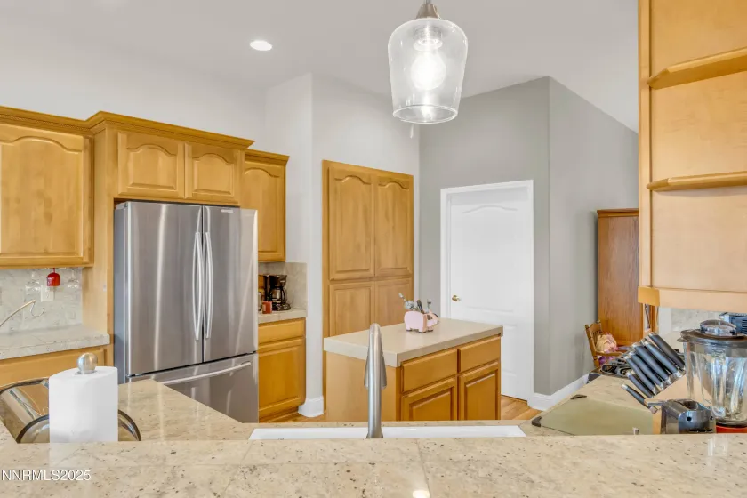 1957 Eureka, Gardnerville, Nevada 89410, 3 Bedrooms Bedrooms, ,2 BathroomsBathrooms,Residential,Residential,Eureka,250059200