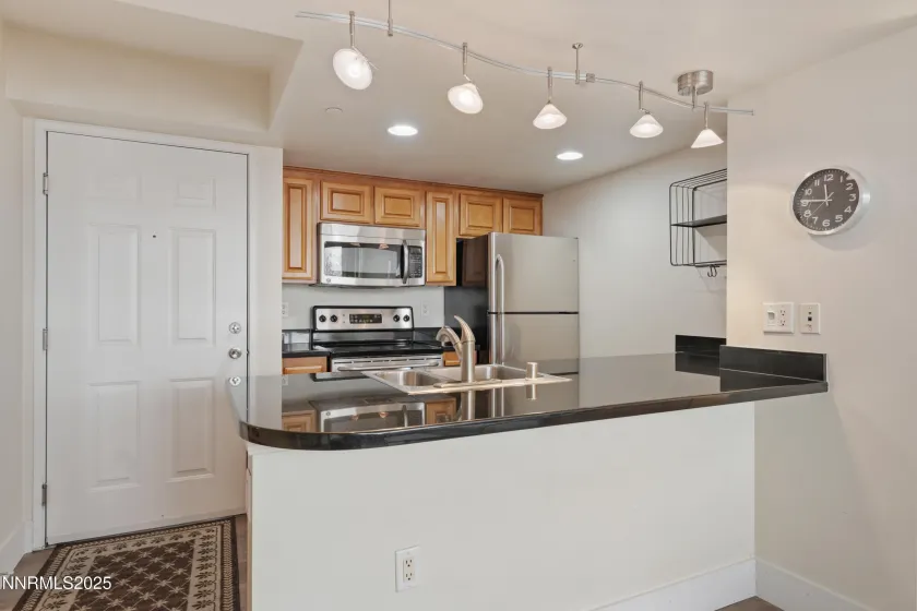 450 Arlington, Reno, Nevada 89503, 1 Bedroom Bedrooms, ,1 BathroomBathrooms,Residential,Residential,Arlington,250059201