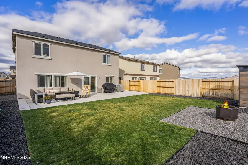 626 Coyote Bluff, Reno, Nevada 89506, 3 Bedrooms Bedrooms, ,3 BathroomsBathrooms,Residential,Residential,Coyote Bluff,250059205