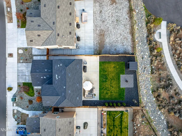 626 Coyote Bluff, Reno, Nevada 89506, 3 Bedrooms Bedrooms, ,3 BathroomsBathrooms,Residential,Residential,Coyote Bluff,250059205