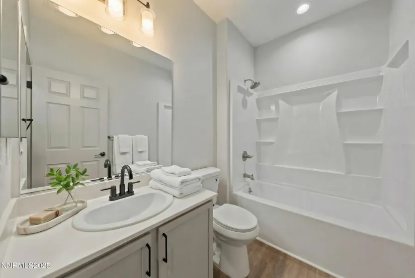 997 Ephedra, Sparks, Nevada 89436, 2 Bedrooms Bedrooms, ,2 BathroomsBathrooms,Residential,Residential,Ephedra,250059206