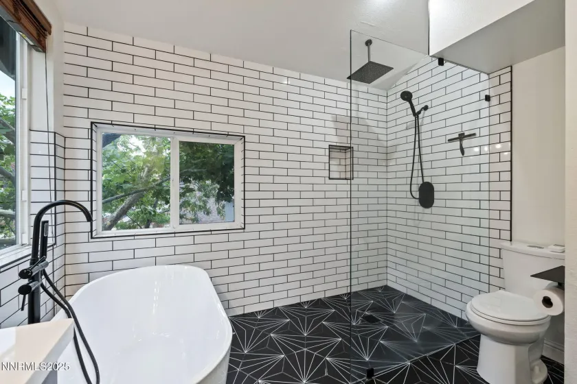 1705 Sierra Highlands, Reno, Nevada 89523, 2 Bedrooms Bedrooms, ,4 BathroomsBathrooms,Residential,Residential,Sierra Highlands,250056558