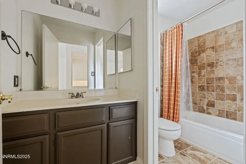 1705 Sierra Highlands, Reno, Nevada 89523, 2 Bedrooms Bedrooms, ,4 BathroomsBathrooms,Residential,Residential,Sierra Highlands,250056558