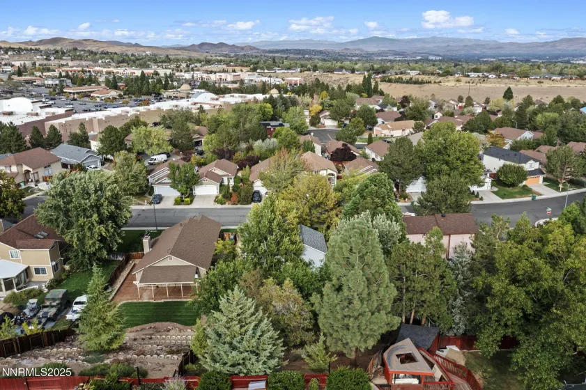 1705 Sierra Highlands, Reno, Nevada 89523, 2 Bedrooms Bedrooms, ,4 BathroomsBathrooms,Residential,Residential,Sierra Highlands,250056558